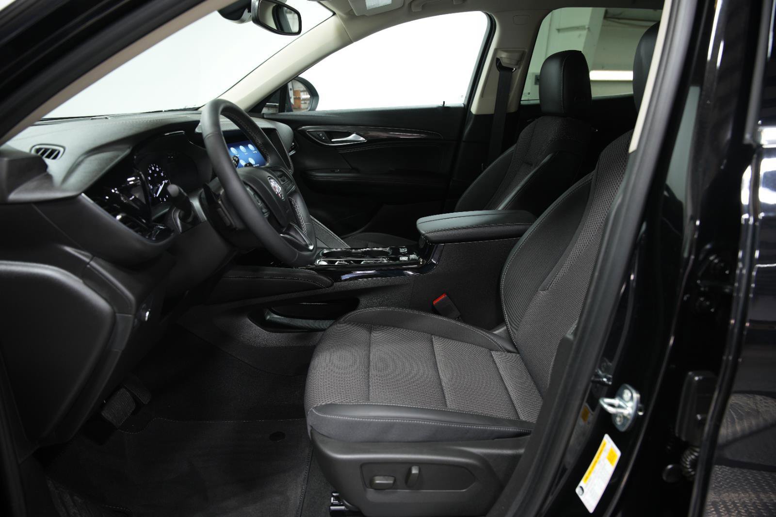 Used 2023 Buick Envision Preferred image 25