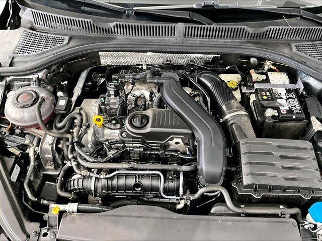 Used 2024 Volkswagen Jetta SE image 11