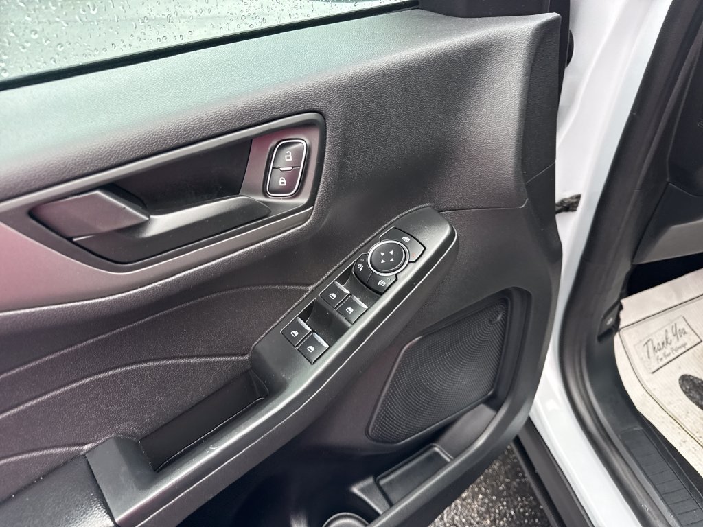 Used 2025 Ford Escape Active AWD/4WD image 25