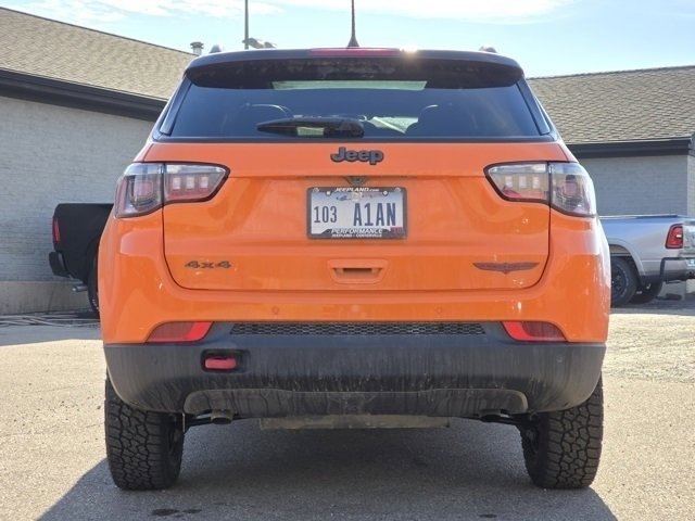 Used 2026 Jeep Compass Trailhawk w/ Sun, Sound & Navigation Group AWD/4WD image 30