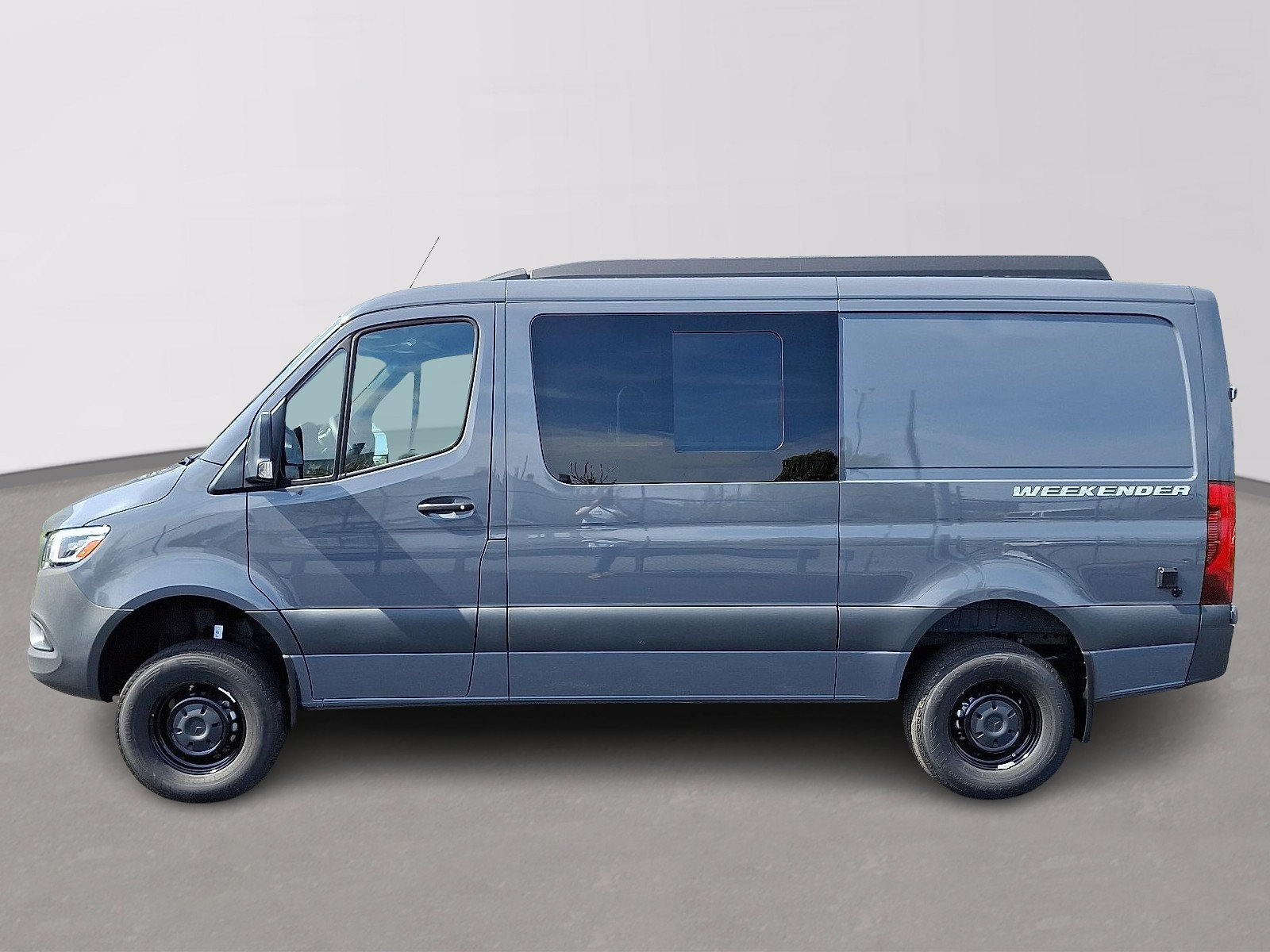 Used 2024 Mercedes-Benz Sprinter 2500 image 7