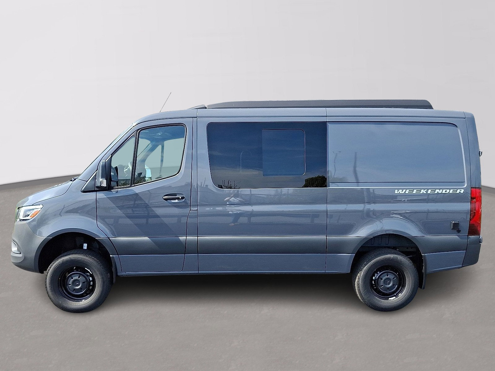 Used 2024 Mercedes-Benz Sprinter 2500 image 7