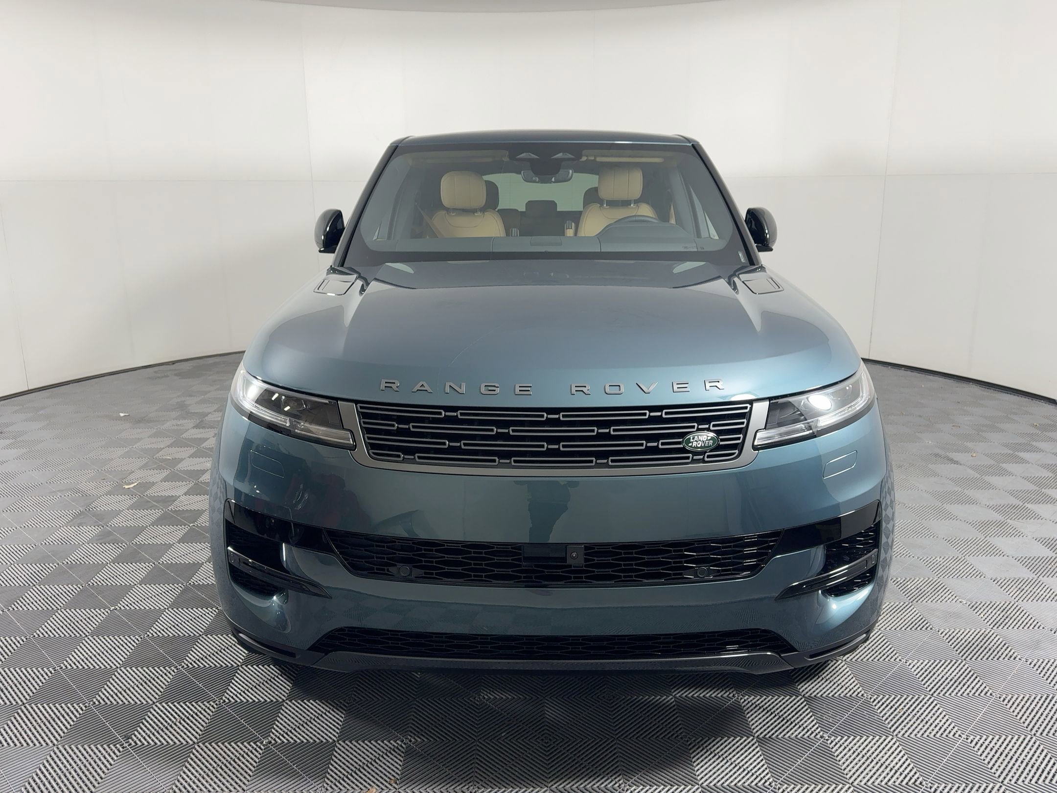 New 2026 Land Rover Range Rover Sport SE image 7