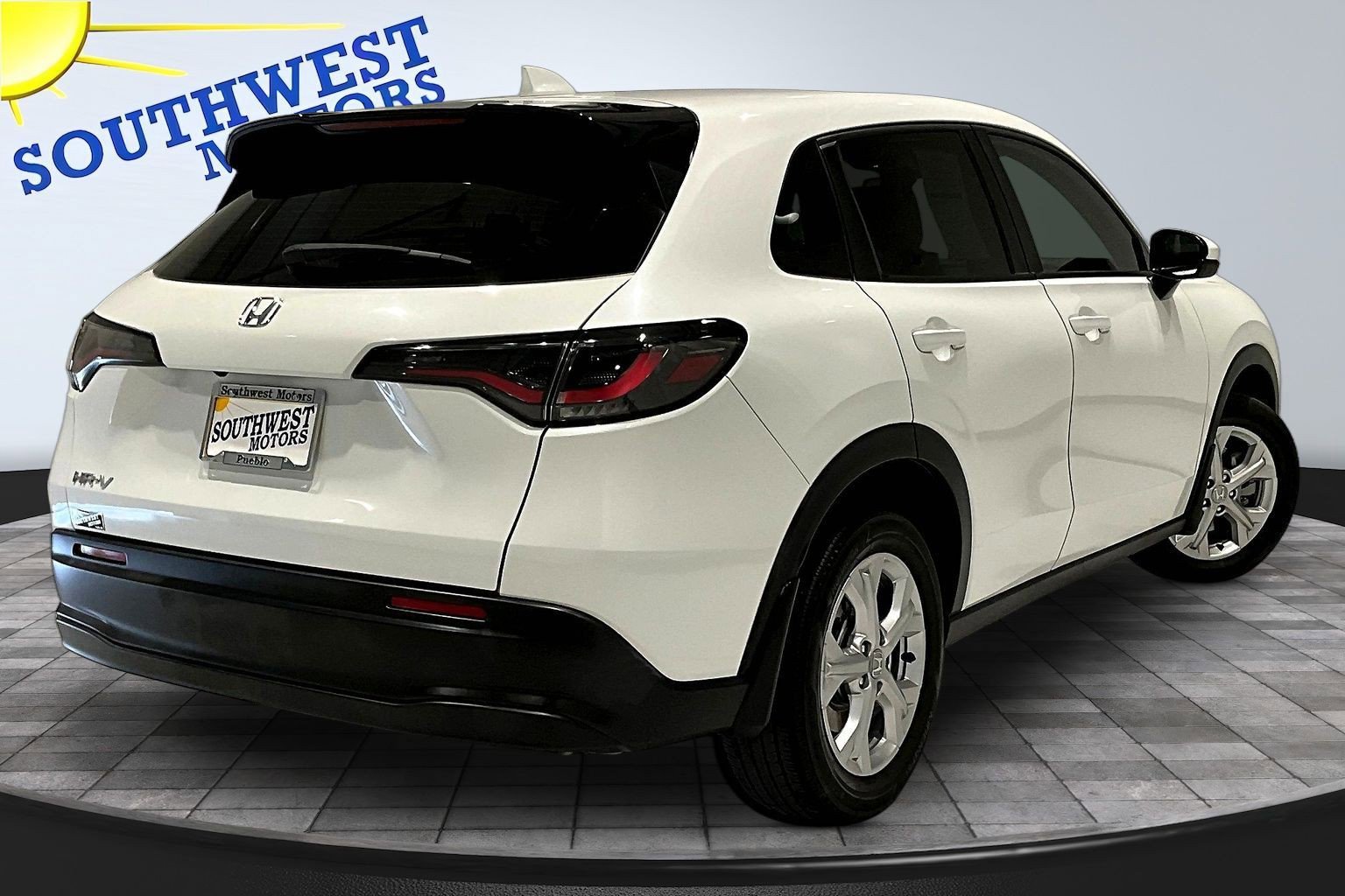Used 2024 Honda HR-V LX image 7