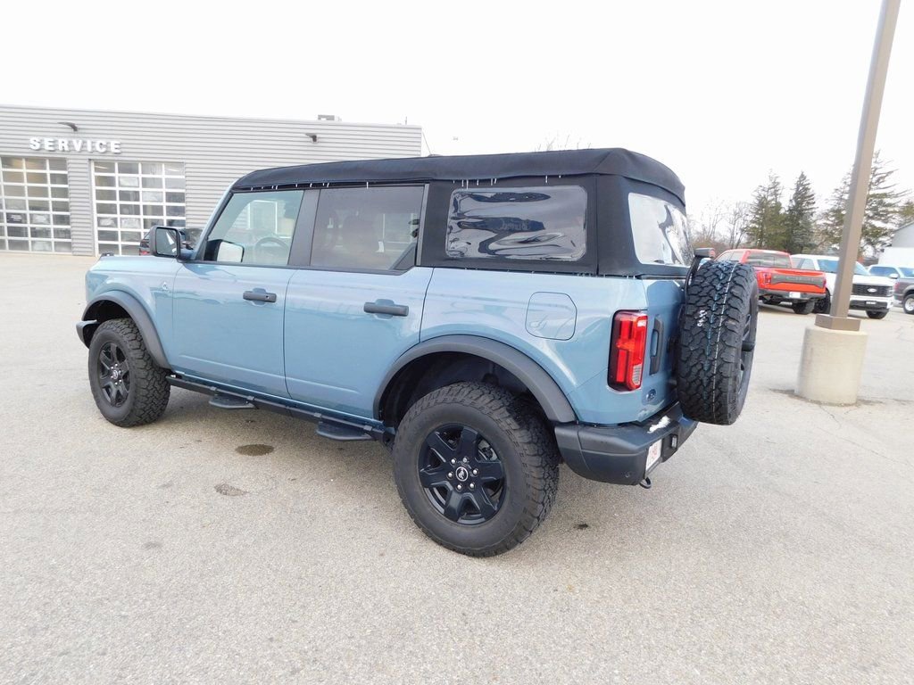 New 2024 Ford Bronco Black Diamond image 5