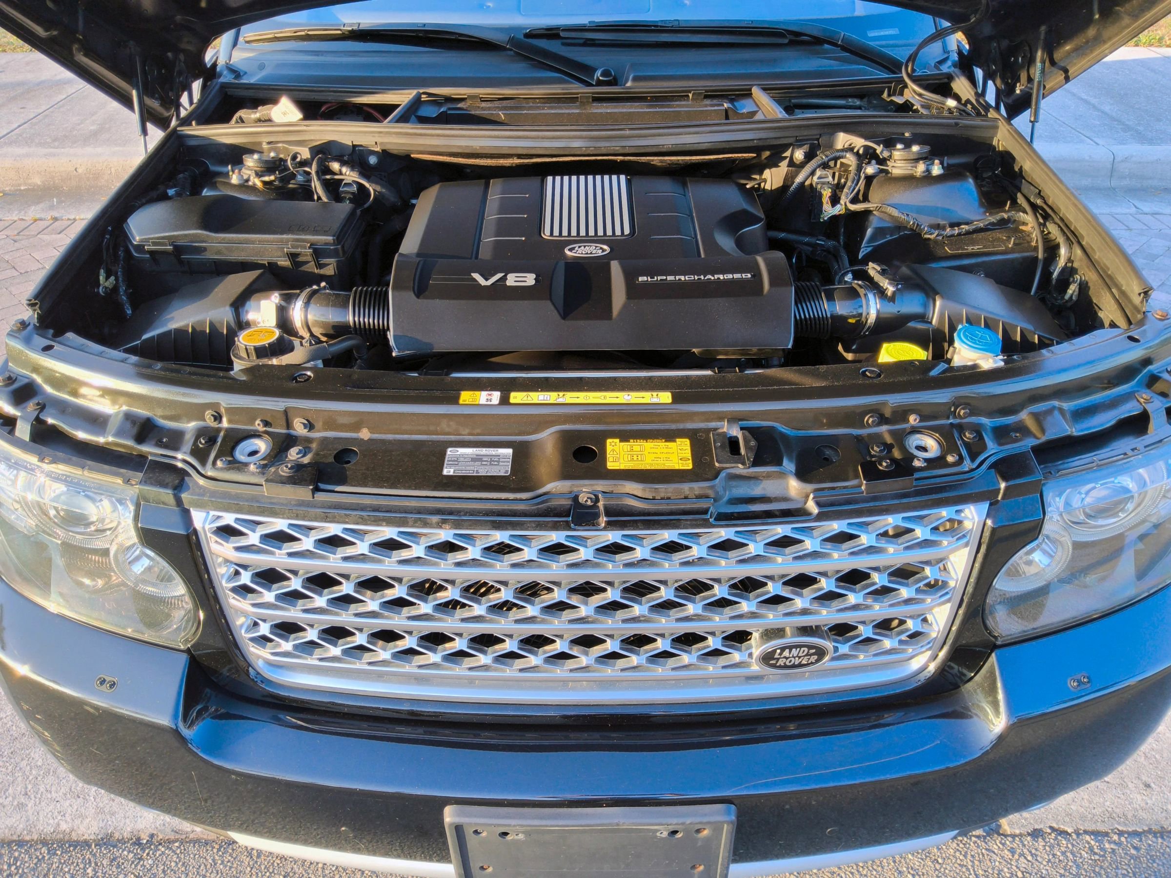 Used 2012 Land Rover Range Rover Supercharged image 43