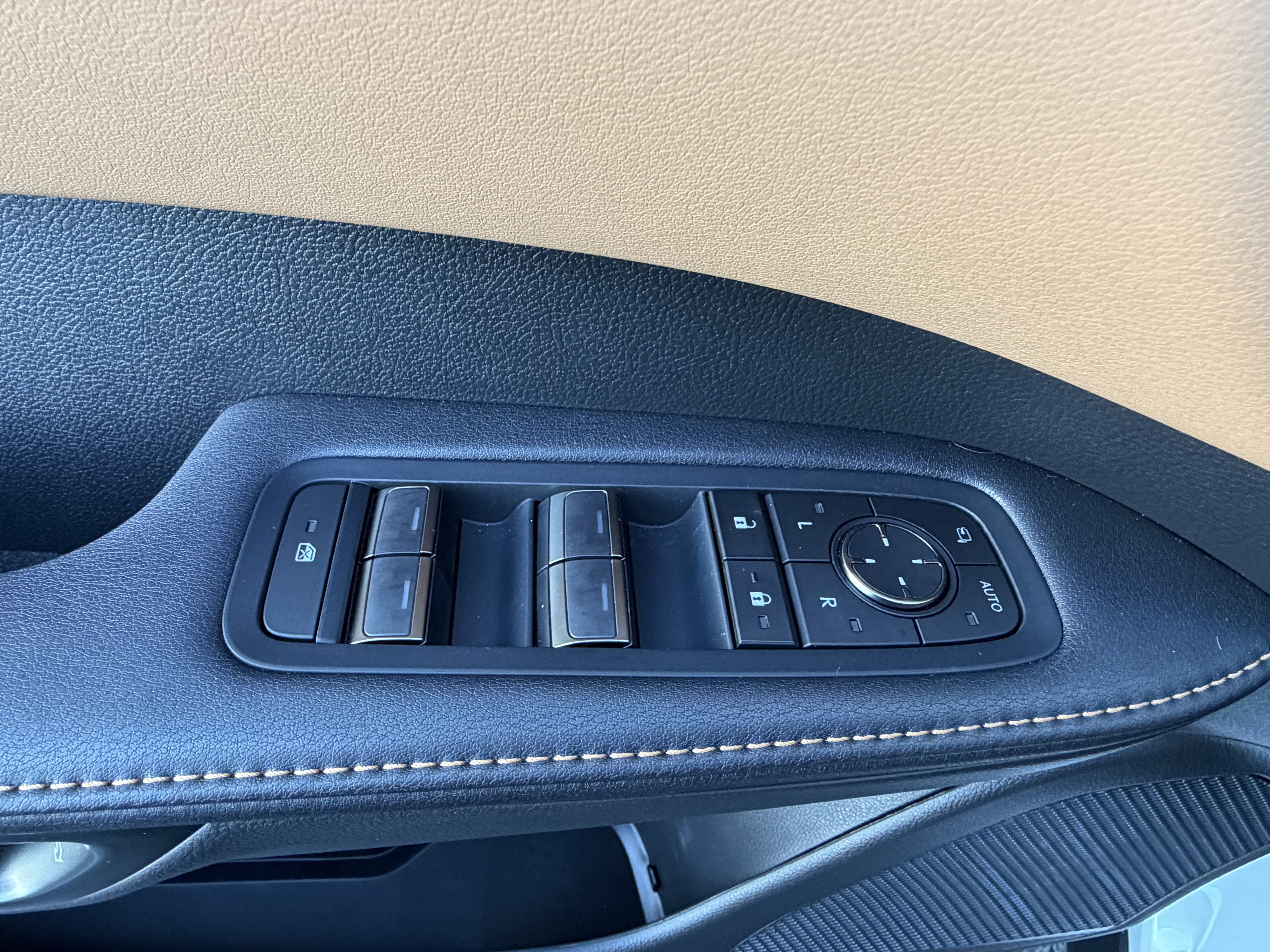 Certified 2024 Lexus RX 350 Premium Plus w/ Convenience Package FWD image 14