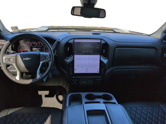 Used 2022 Chevrolet Silverado 2500 Custom w/ Custom Value Package image 33