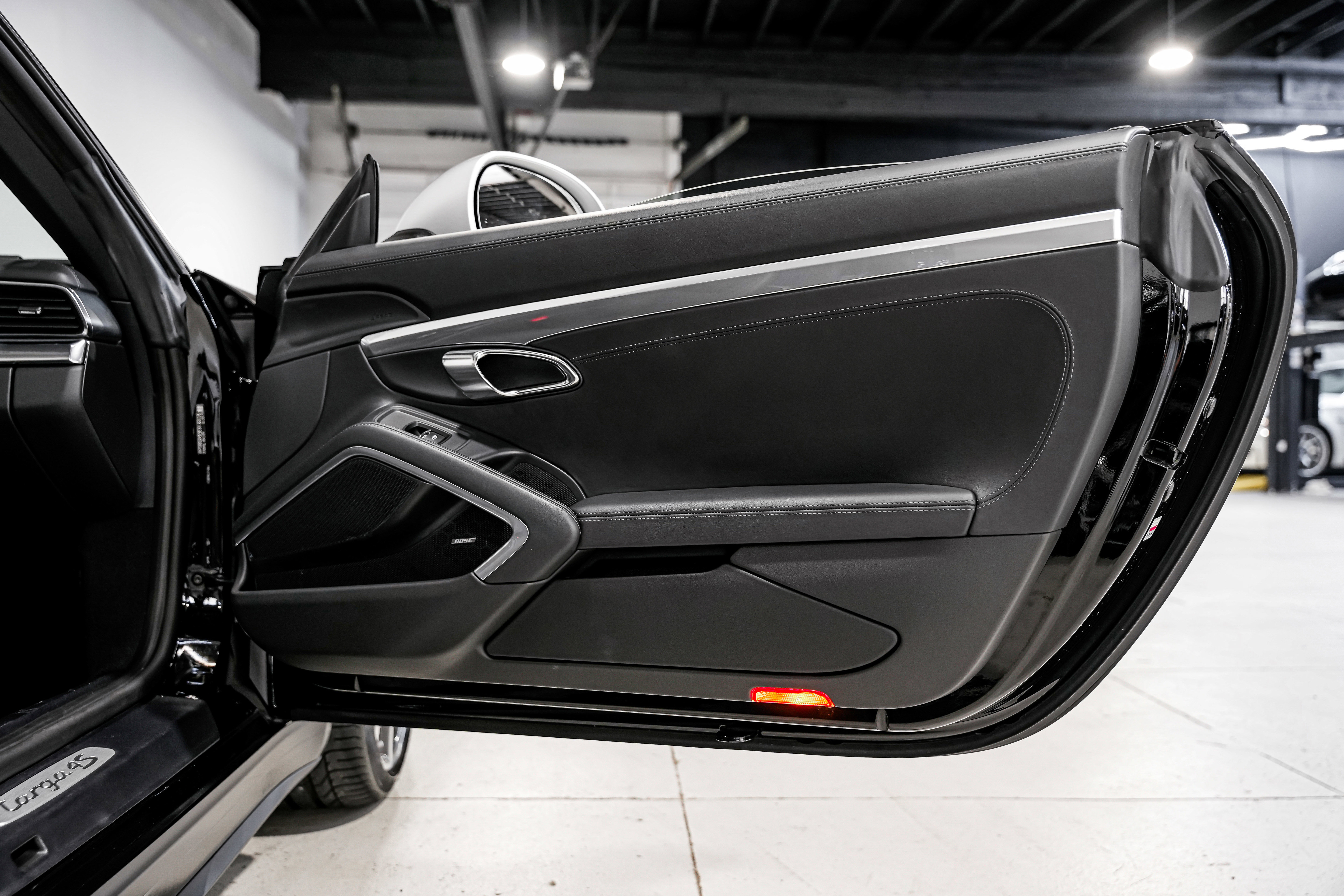 Used 2014 Porsche 911 Targa 4S image 28