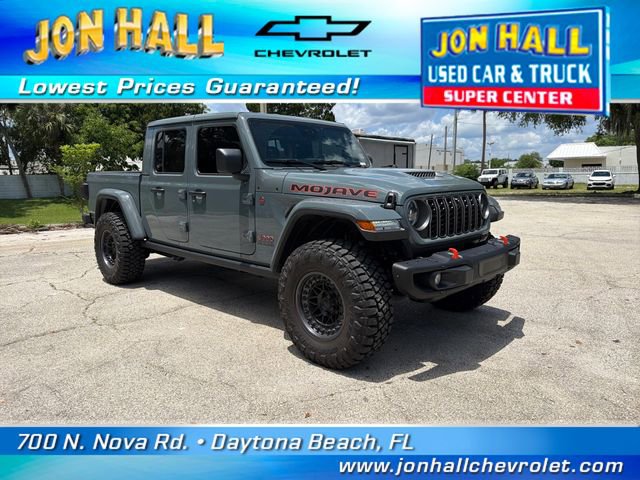 Used 2025 Jeep Gladiator Mojave AWD/4WD image 1