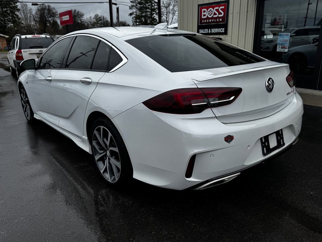 Used 2020 Buick Regal GS image 3