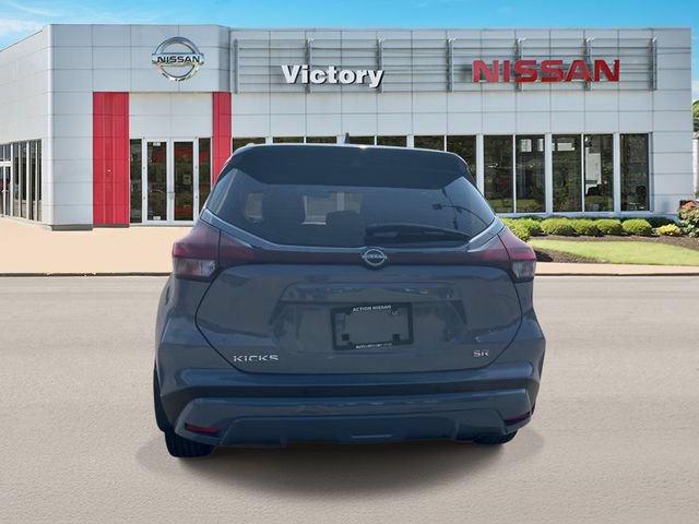 Used 2022 Nissan Kicks SR FWD image 4
