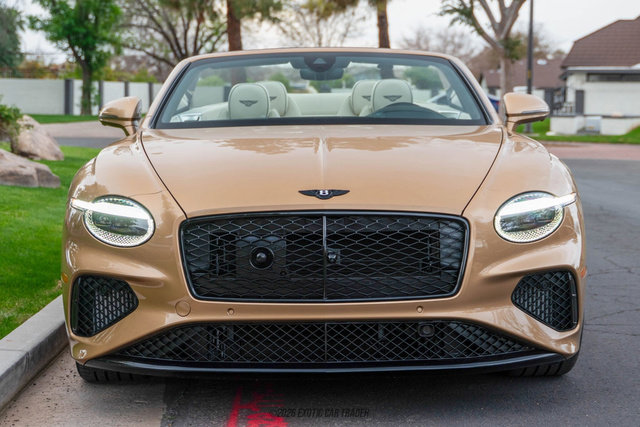 Used 2026 Bentley Continental GTC image 13