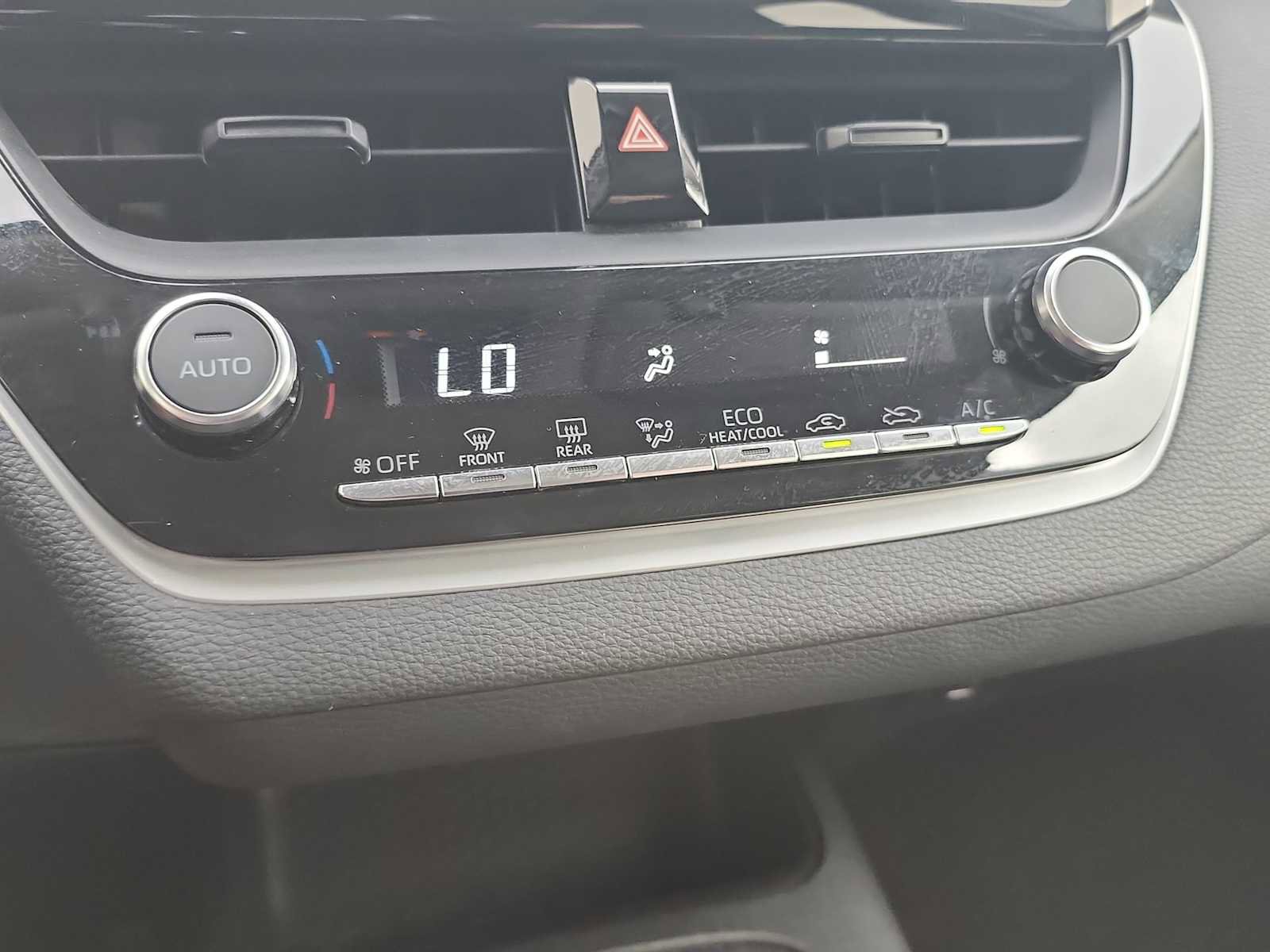 Used 2023 Toyota Corolla LE image 19