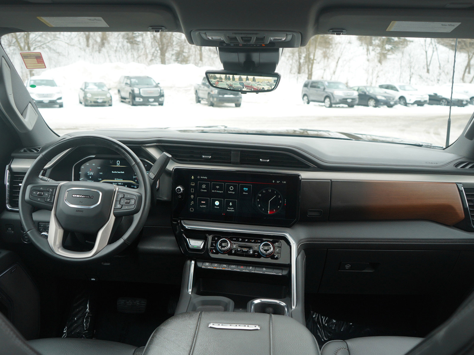 Used 2025 GMC Sierra 3500 Denali w/ Denali Reserve Package image 12