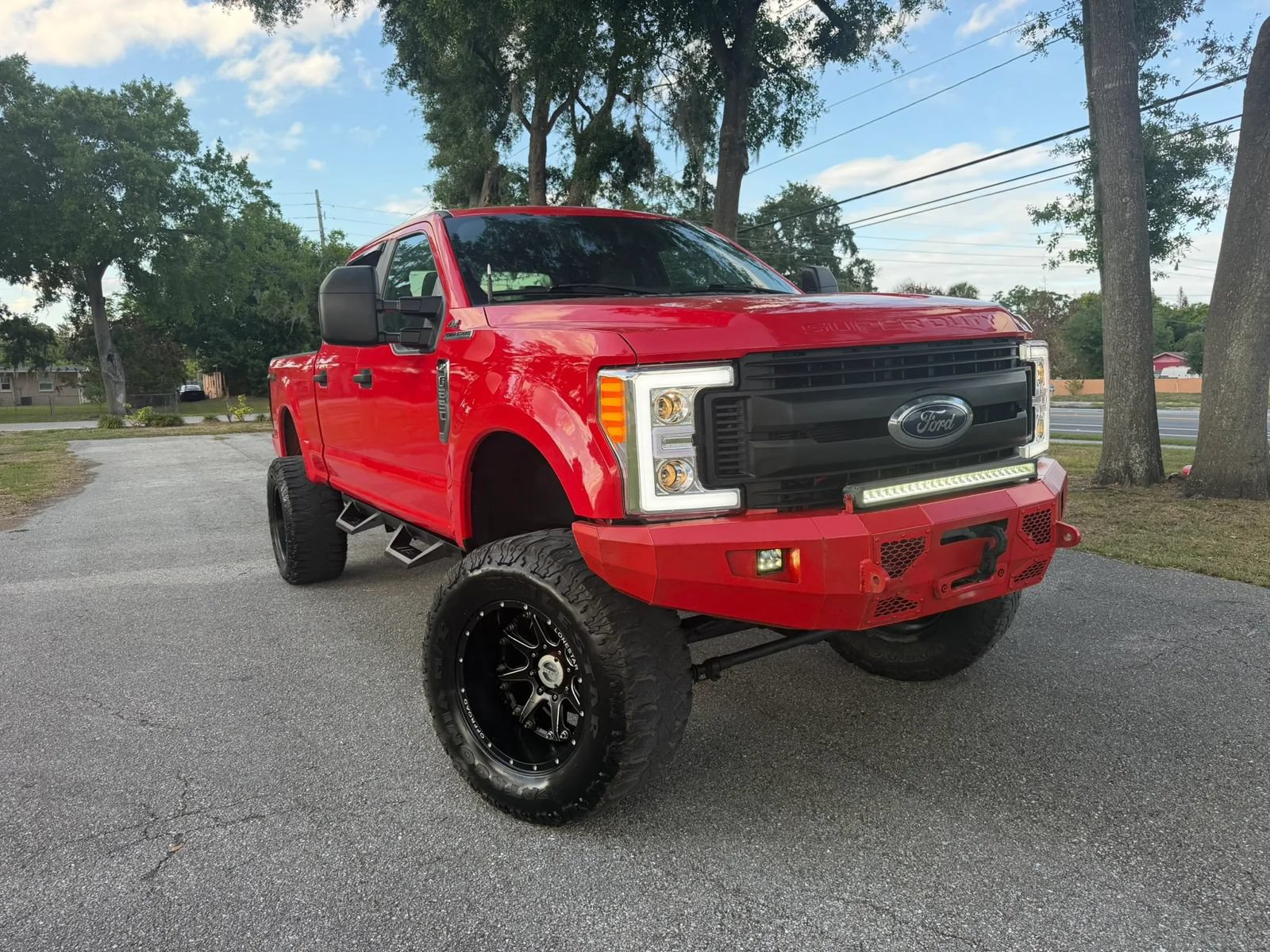 Used 2017 Ford F250 XL AWD/4WD image 3