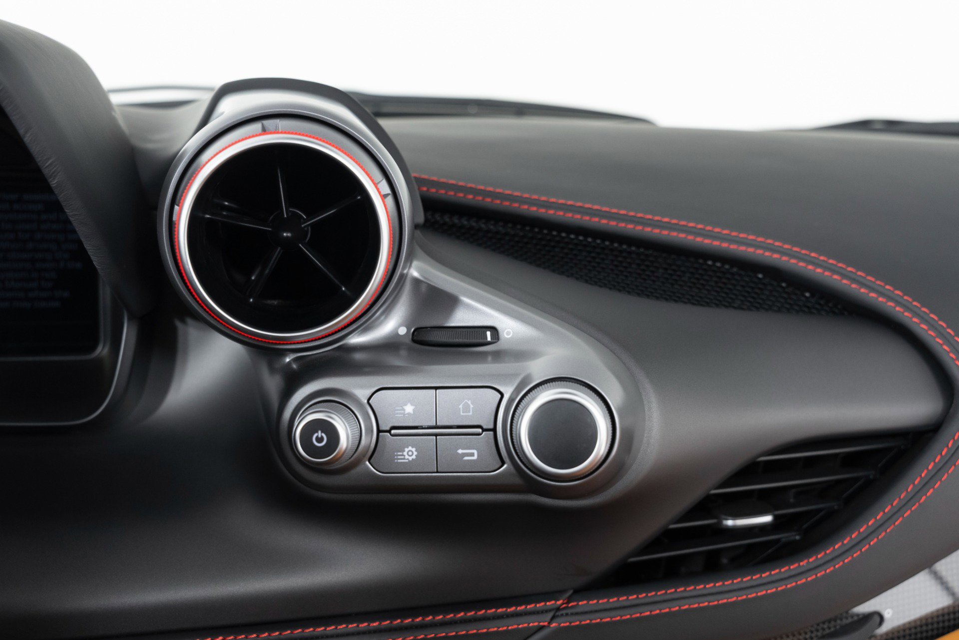 Used 2021 Ferrari F8 Tributo image 25