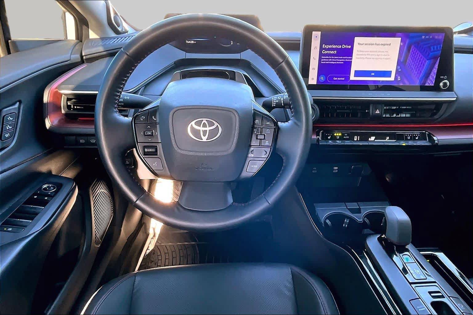 Used 2023 Toyota Prius Prime Premium FWD image 5