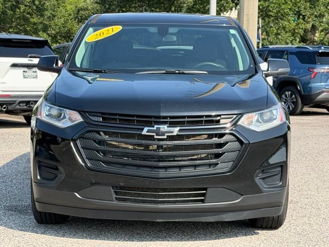 Used 2021 Chevrolet Traverse LS w/ LPO, Blackout Package FWD image 2