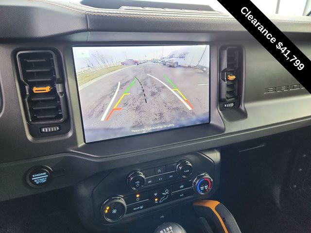 Used 2024 Ford Bronco Badlands image 38