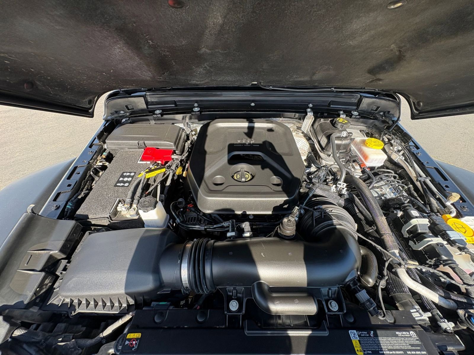 Used 2025 Jeep Wrangler Unlimited Rubicon image 31