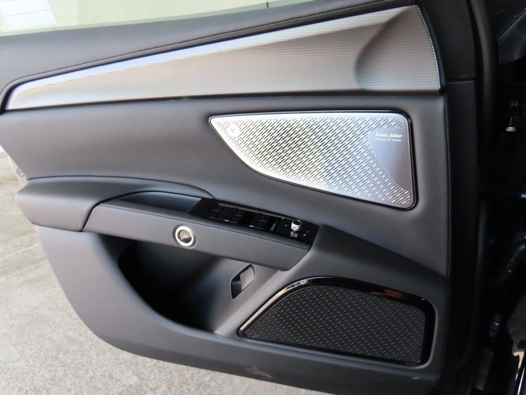 New 2024 Maserati Grecale GT image 48