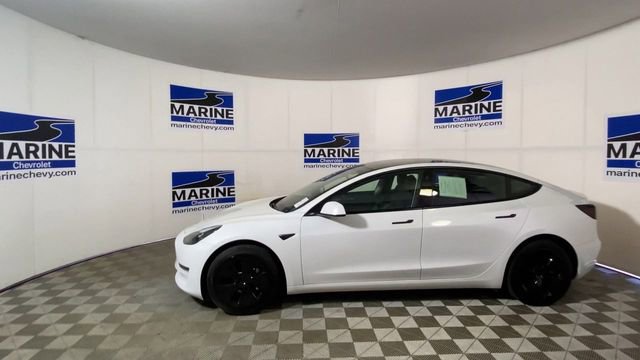 Used 2023 Tesla Model 3 Standard Range image 7