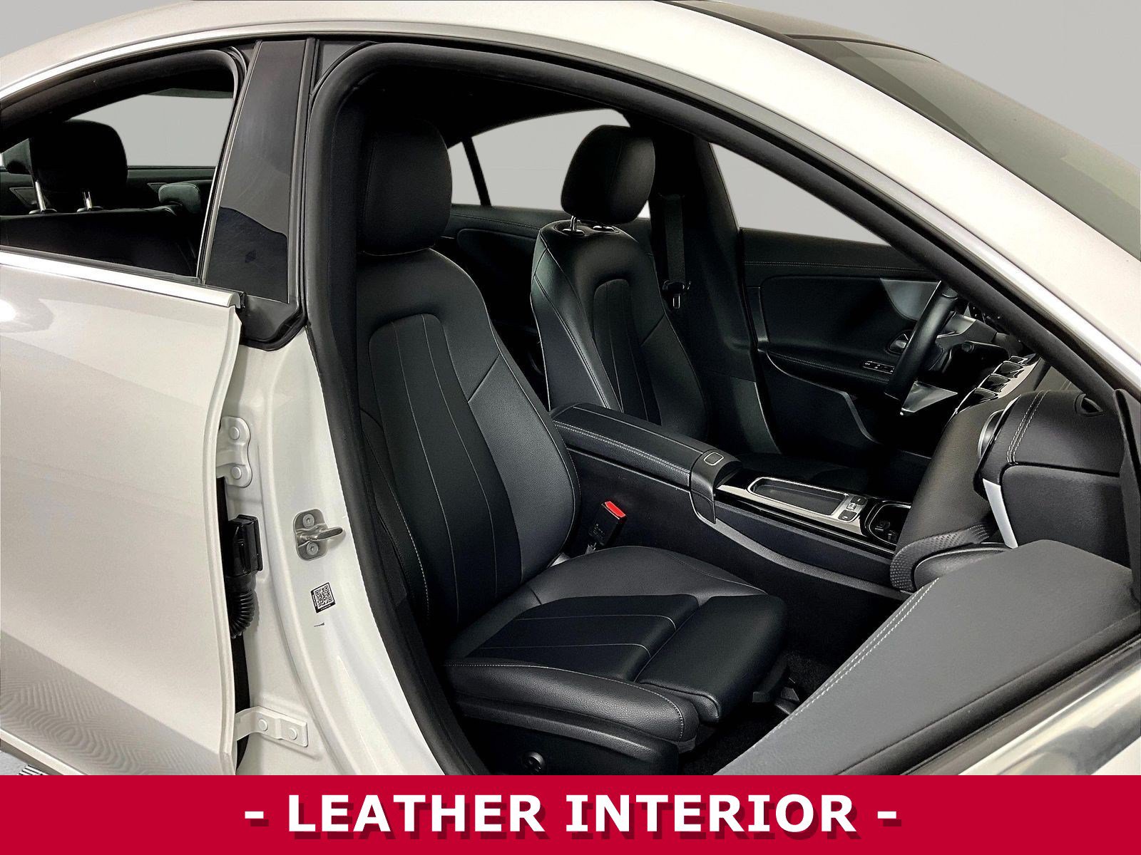 Used 2025 Mercedes-Benz CLA 250 4MATIC image 29