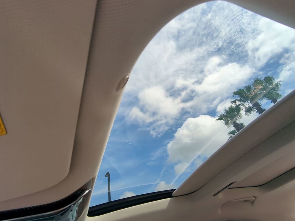 New 2025 Mercedes-Benz S 580e 4MATIC Sedan image 17