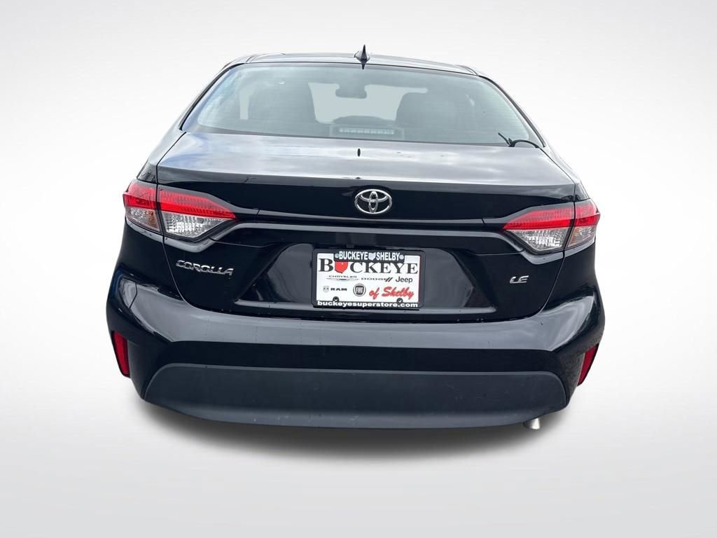 Used 2025 Toyota Corolla LE image 4
