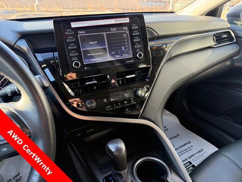 Used 2024 Toyota Camry SE image 25