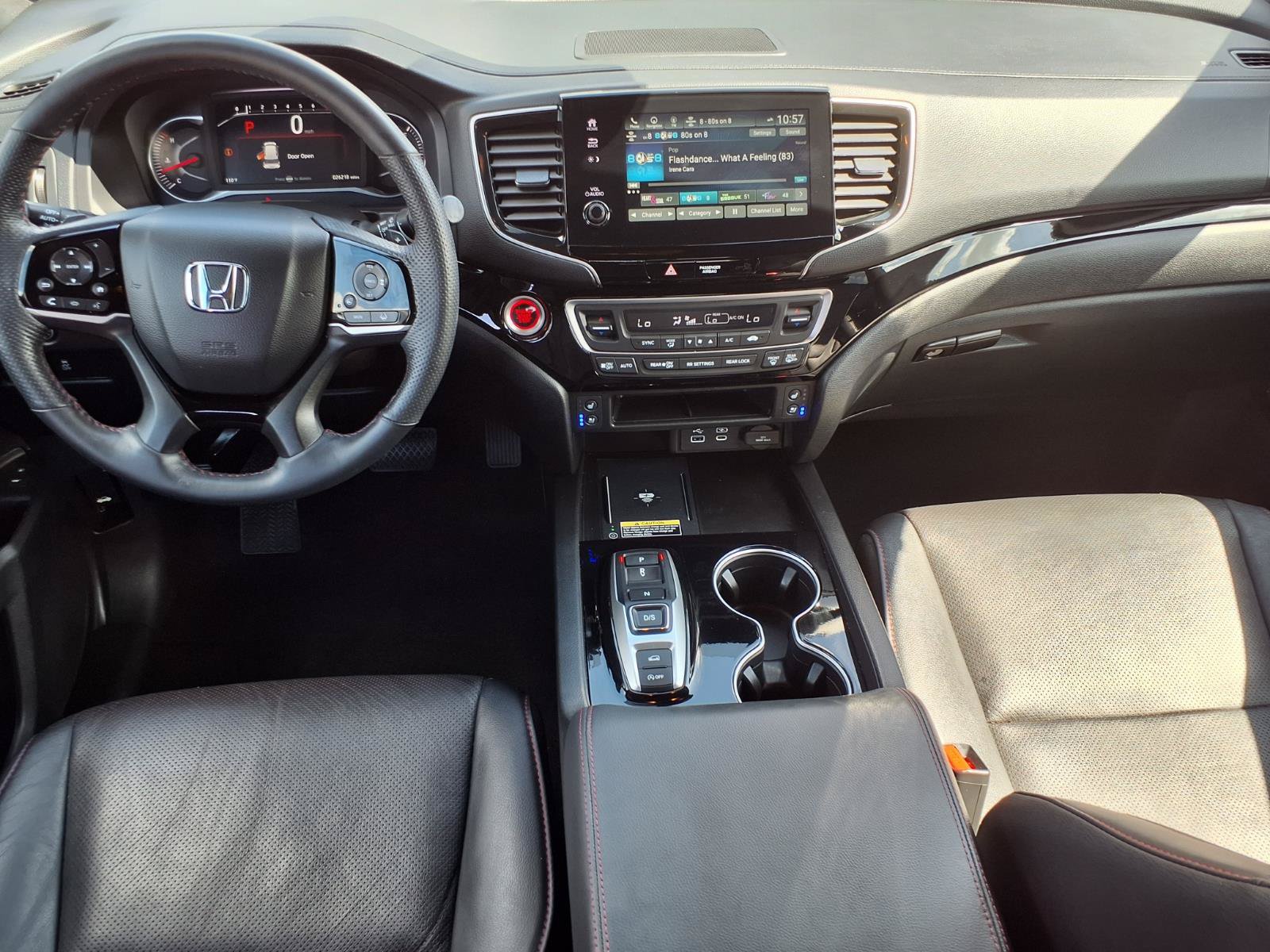 Used 2025 Honda Passport Black Edition image 5