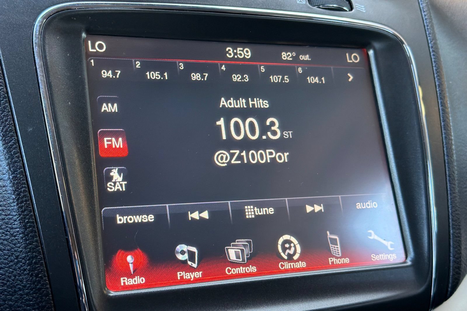 Used 2013 Dodge Journey SXT w/ Flexible Seating Group FWD image 19
