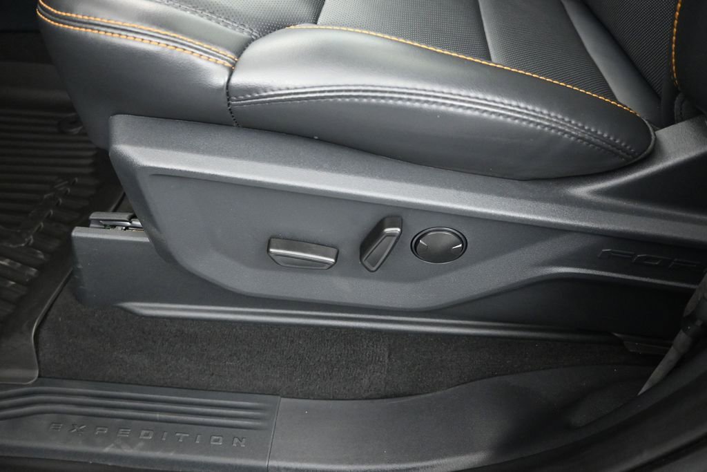 Certified 2025 Ford Expedition Tremor AWD/4WD image 20