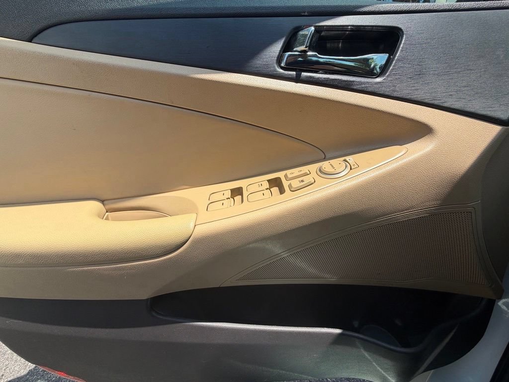 Used 2014 Hyundai Sonata GLS w/ Popular Equipment Group 2 FWD image 27