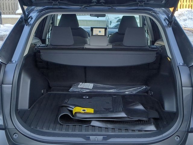 Used 2025 Toyota RAV4 XLE image 15
