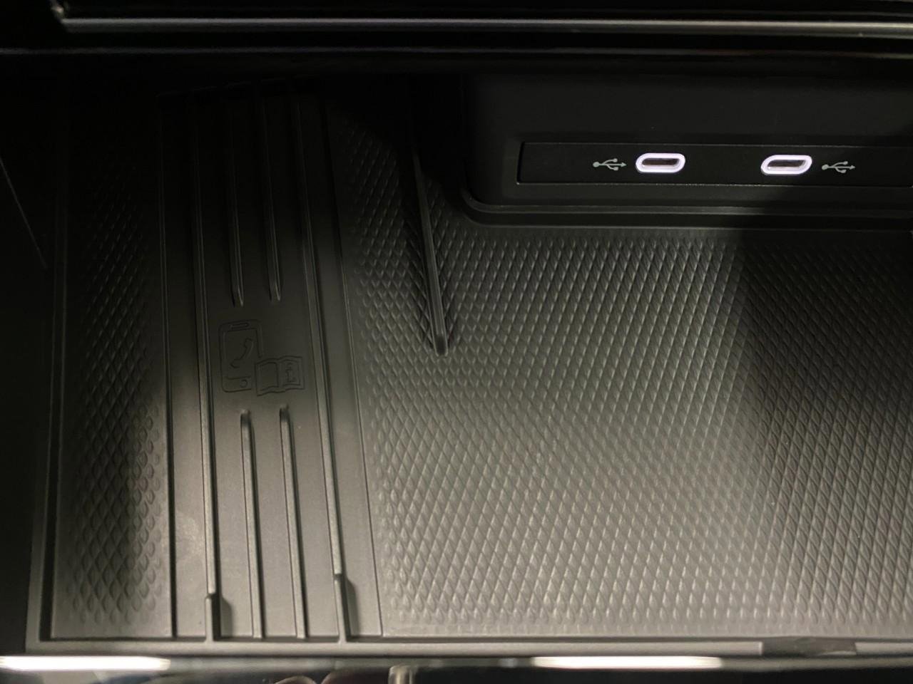 New 2026 Volkswagen Atlas SEL Premium R-Line image 28