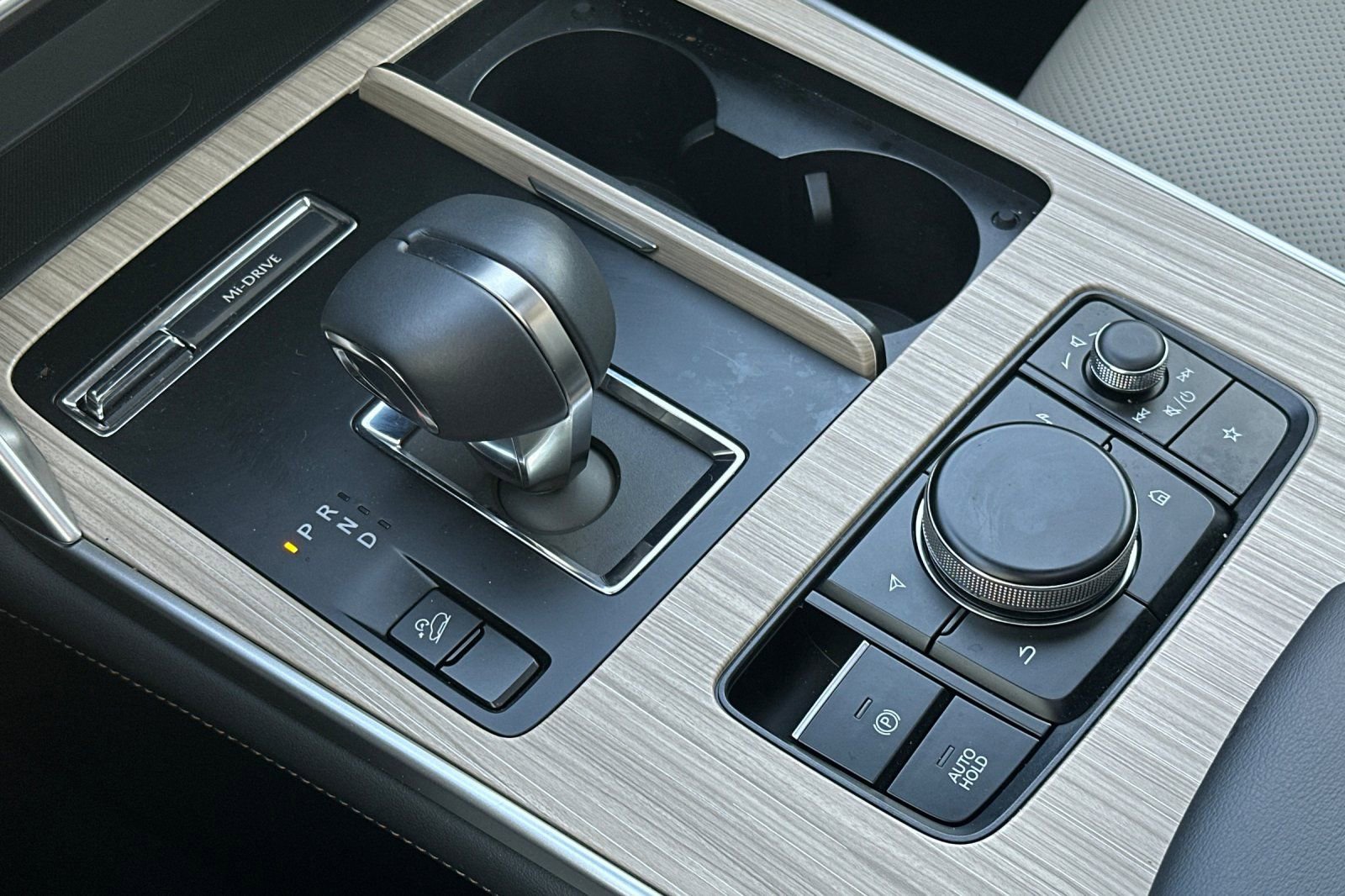 Certified 2025 MAZDA CX-70 3.3 Turbo w/ Premium Package image 21