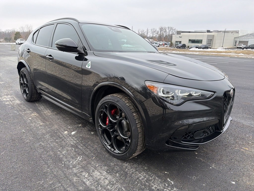 Used 2024 Alfa Romeo Stelvio Quadrifoglio w/ Active Assist Plus Package image 6