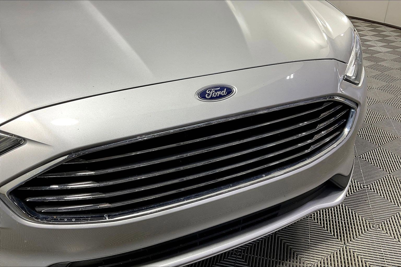 Used 2019 Ford Fusion SE w/ Equipment Group 151A image 31