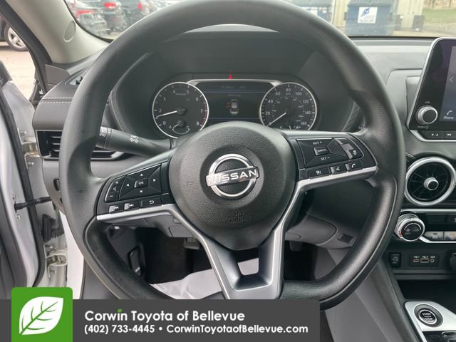 Used 2025 Nissan Sentra SV FWD image 22
