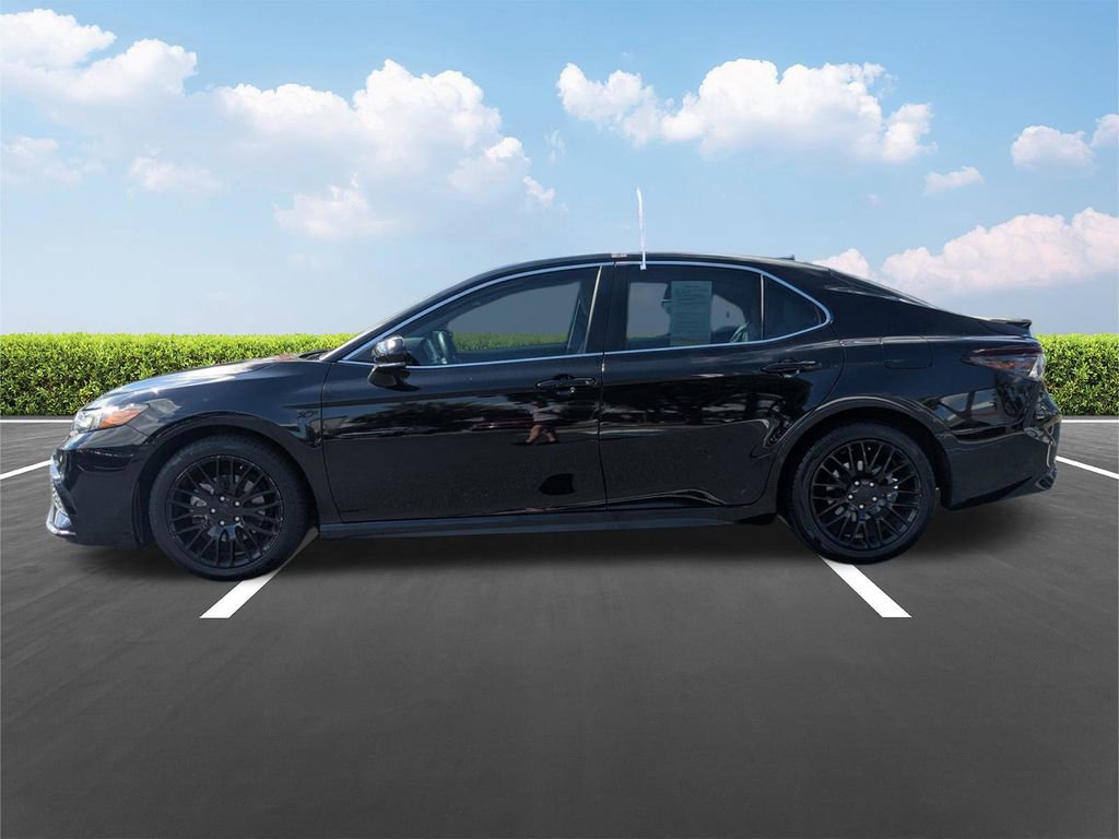 Used 2023 Toyota Camry SE FWD image 8