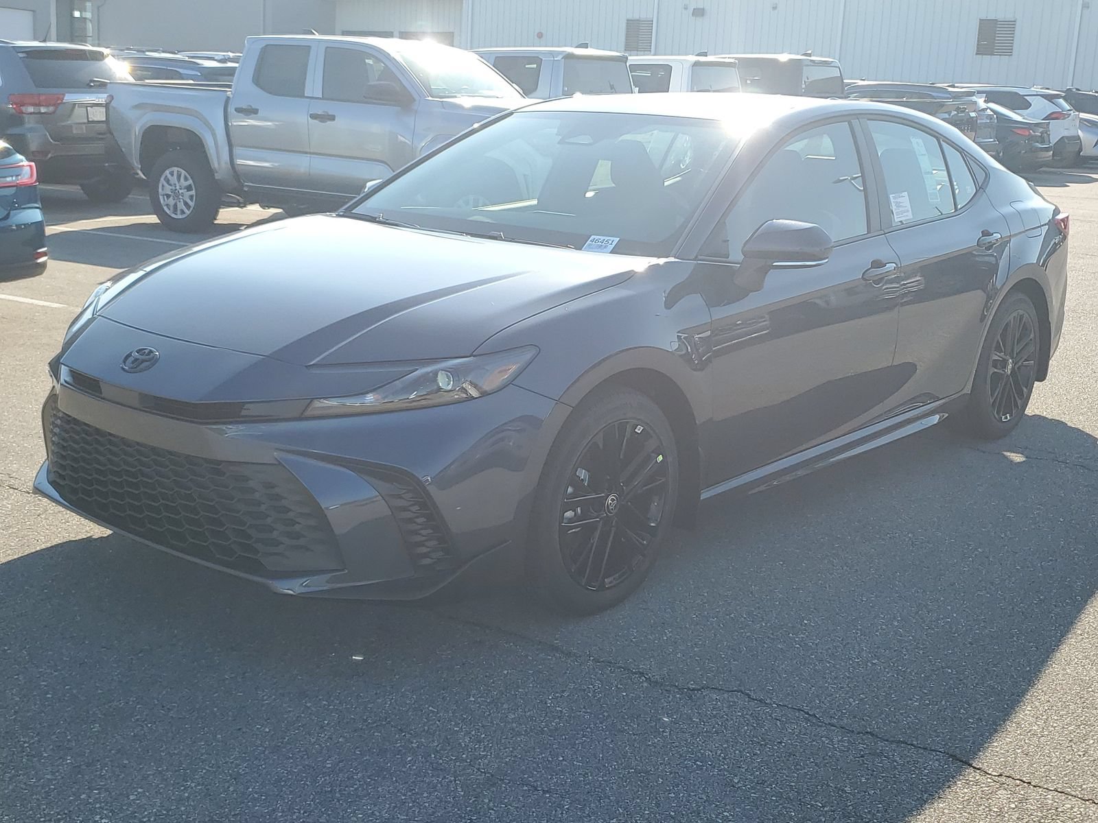 New 2026 Toyota Camry SE AWD/4WD image 2