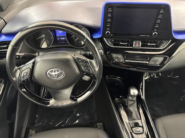 Used 2020 Toyota C-HR XLE FWD image 28