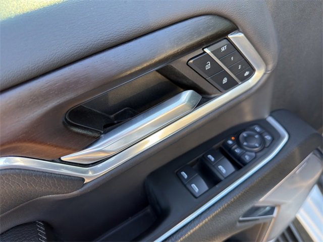 Used 2024 GMC Sierra 2500 Denali w/ Denali Reserve Package image 12