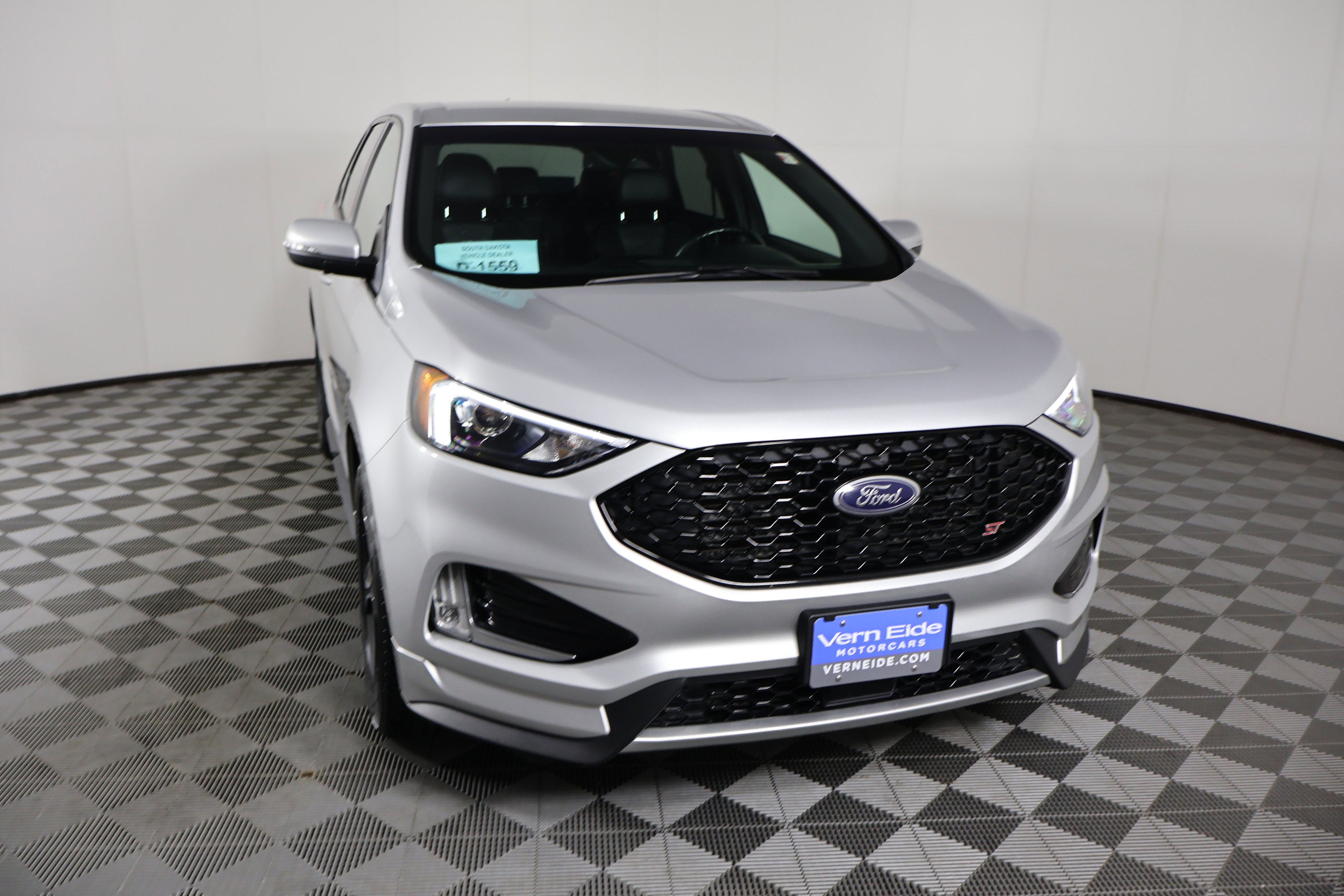 Used 2019 Ford Edge ST w/ Convenience Package image 3