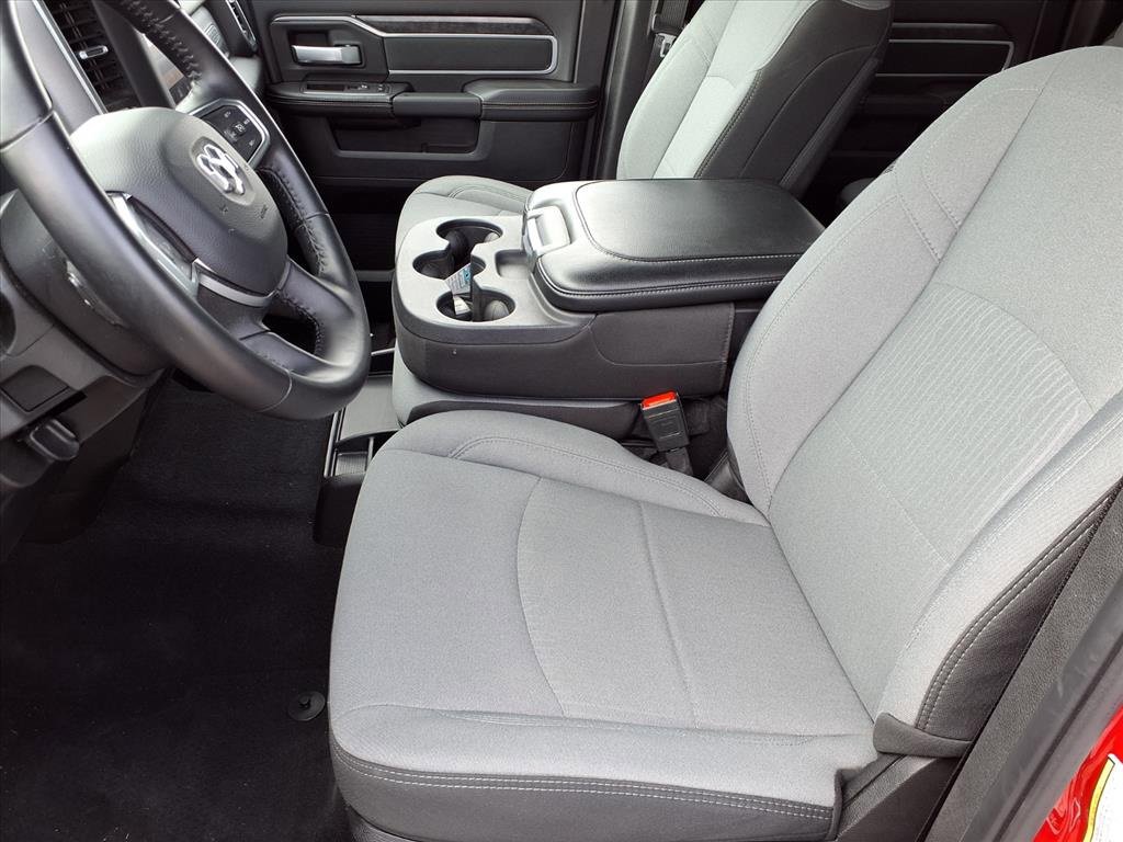 Used 2024 RAM 2500 Big Horn w/ Bed Utility Group image 3