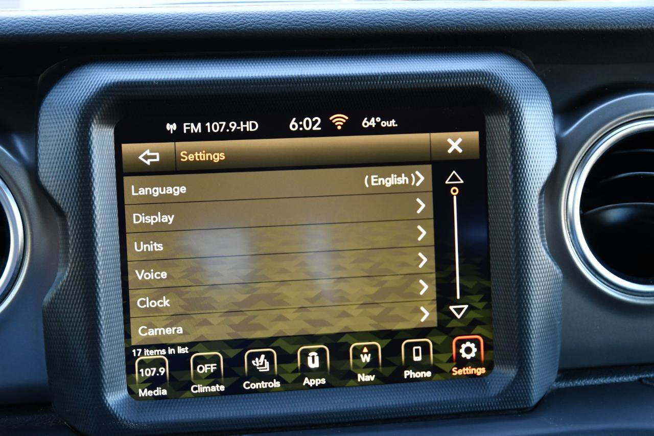 Used 2023 Jeep Wrangler Unlimited Rubicon 4xe w/ Cold Weather Group AWD/4WD image 19