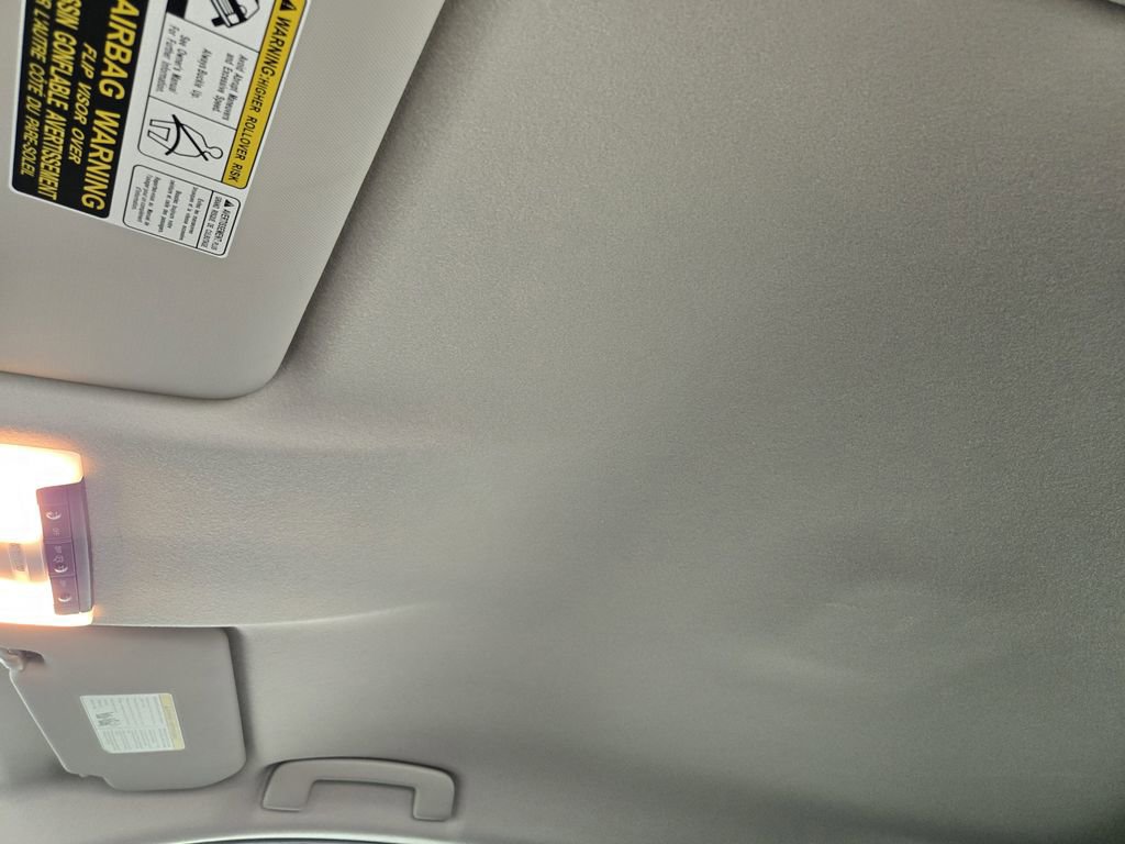 Used 2025 Nissan Kicks S image 27