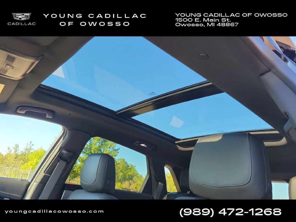 Certified 2025 Cadillac XT5 Premium Luxury w/ LPO, Floor Liner Package AWD/4WD image 23